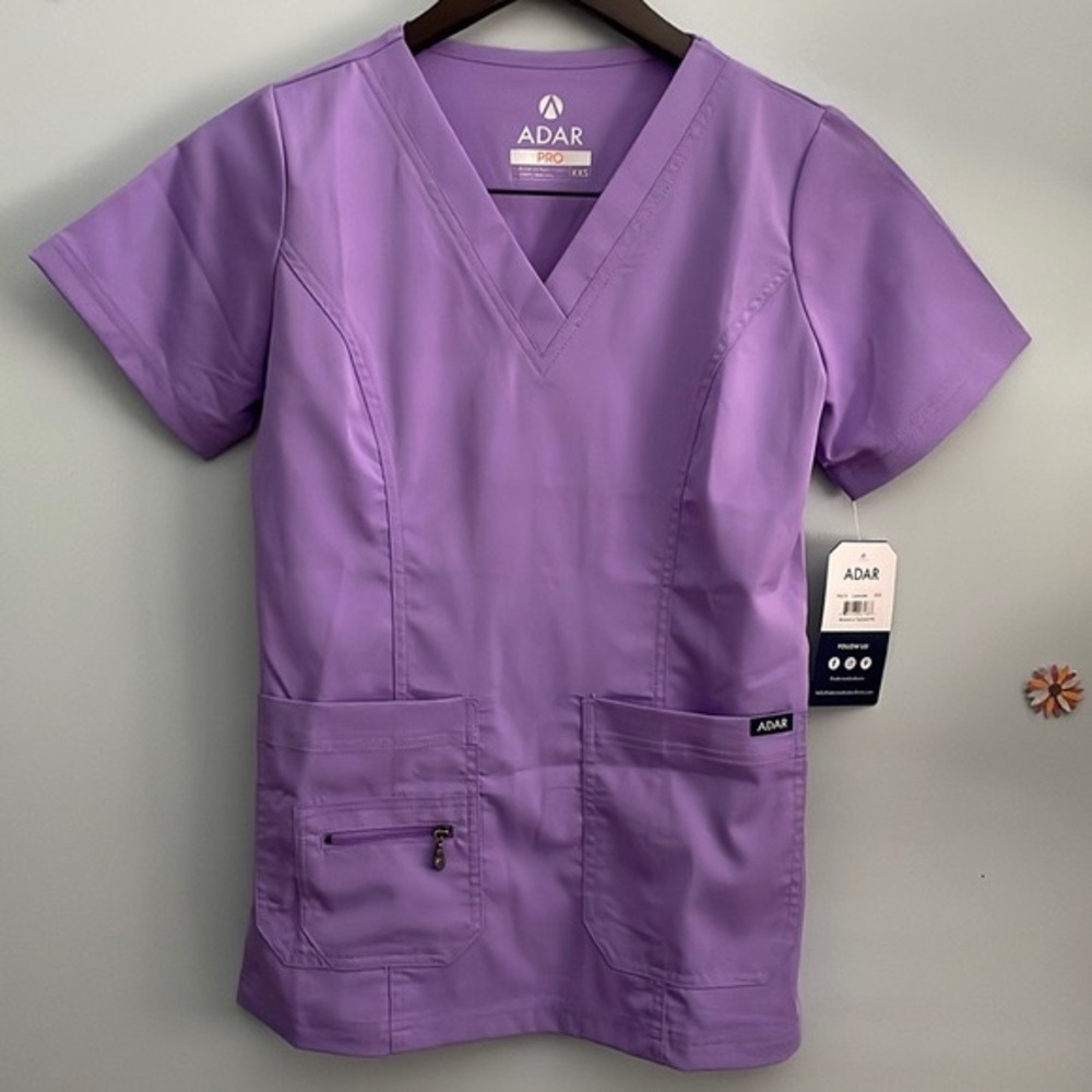 5/$25 Adar Pro Elevated V-Neck Scrub Top Size Purple XXS (0)